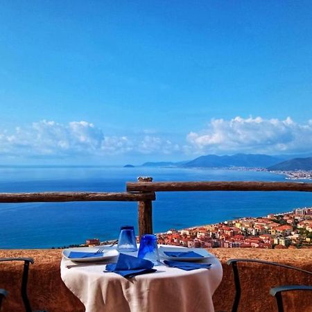 Bed and Breakfast Blu Oltremare Borgio Verezzi Exterior foto