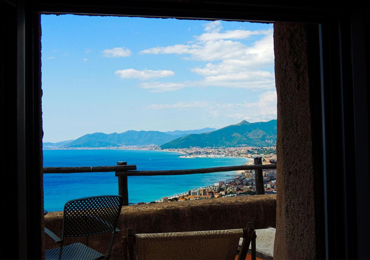 Bed and Breakfast Blu Oltremare Borgio Verezzi Exterior foto